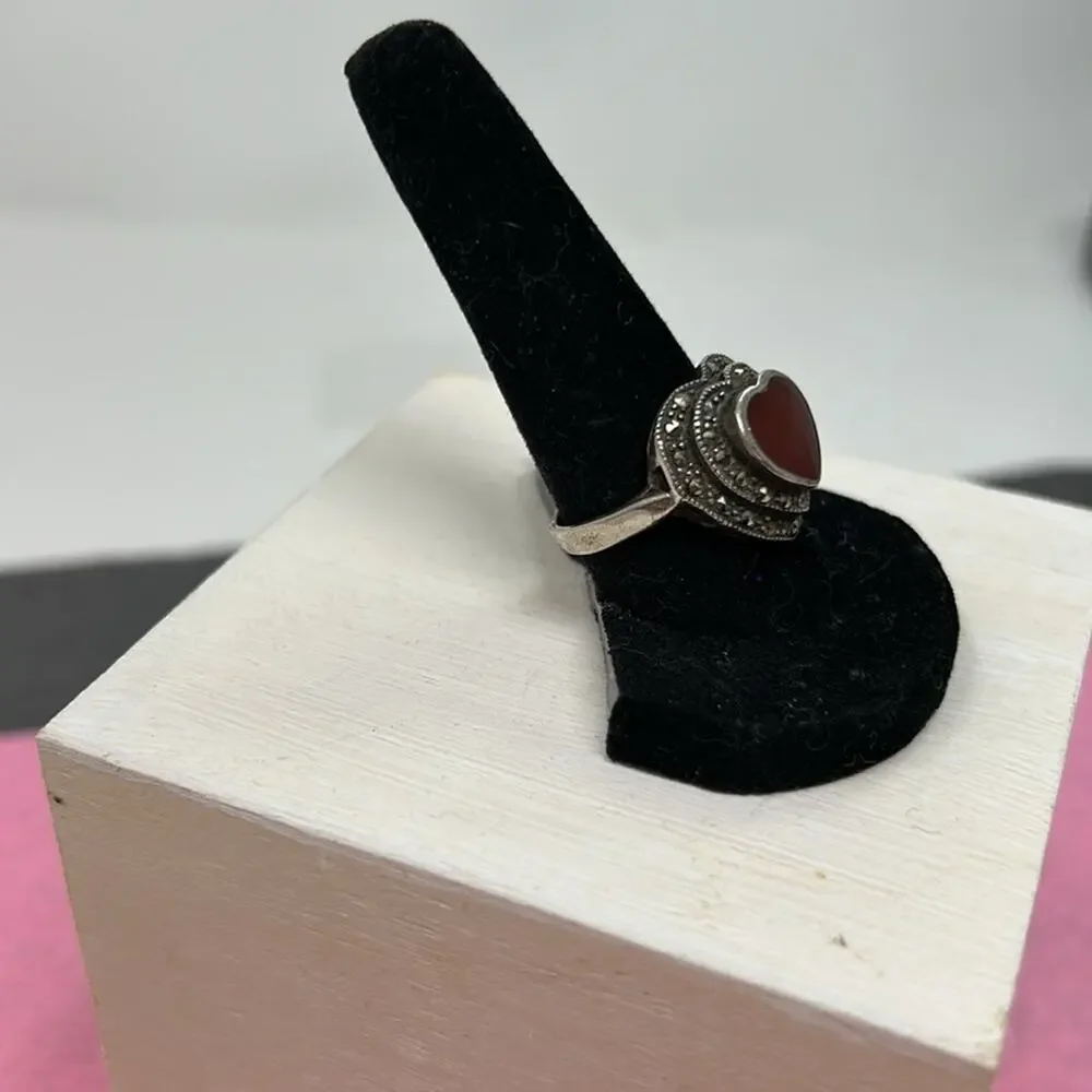 Vintage Sterling Silver Natural Carnelian and Marcasite Heart Shaped Ring Size 8